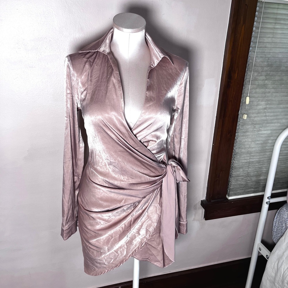 Superdown Mauve Pink Satin Wrap Mini Dress Long Sleeve V-Neck Size S Glam Chic